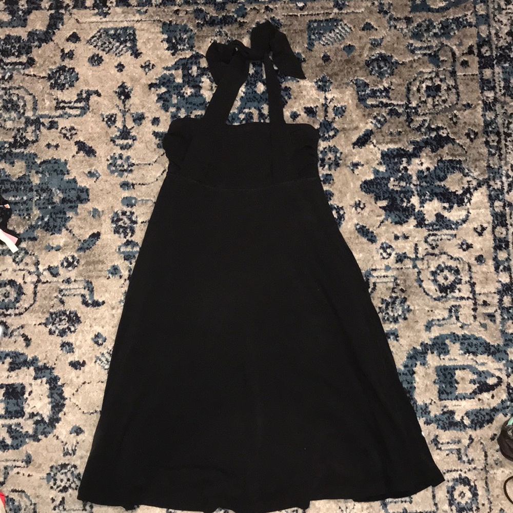 Lululemon Black Adjustable Dress w/ Pockets